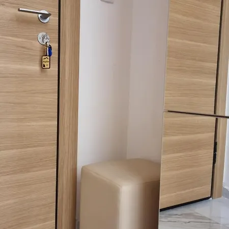 Magnat Lux Sa Garazom Apartament