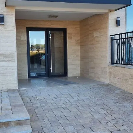 Magnat Lux Sa Garazom Apartament