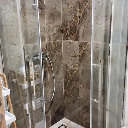 Apartment Magnat Lux Sa Garazom *