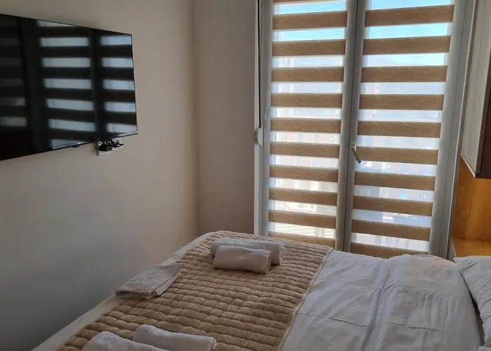 Апартаменты Magnat Lux Sa Garazom