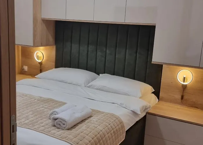 Апартаменты Magnat Lux Sa Garazom