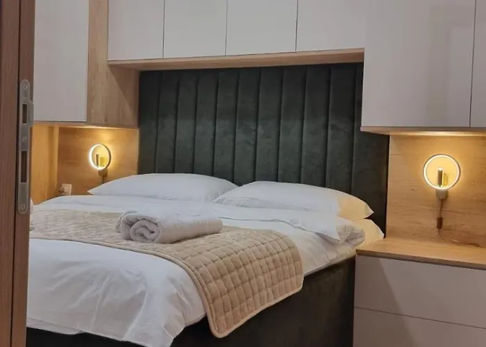 Апартаменты Magnat Lux Sa Garazom