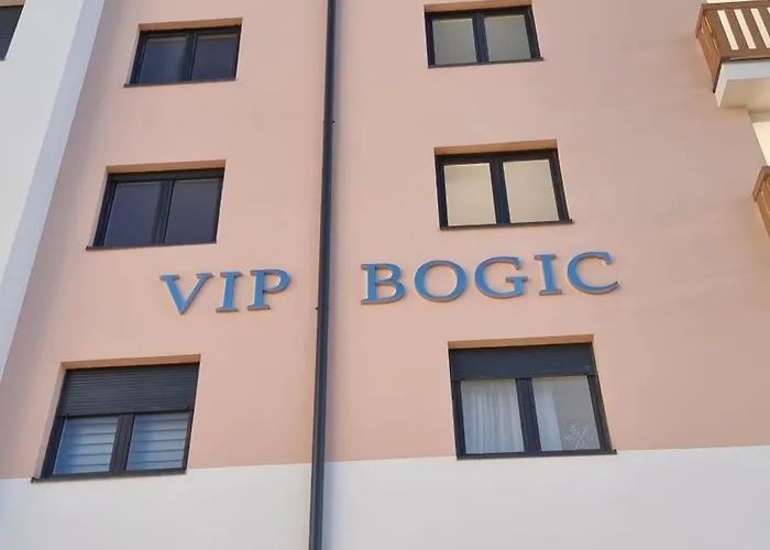 Magnat Lux Sa Garazom * Златибор