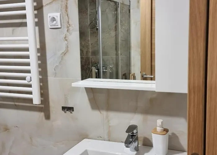 Magnat Lux Sa Garazom Апартаменты *