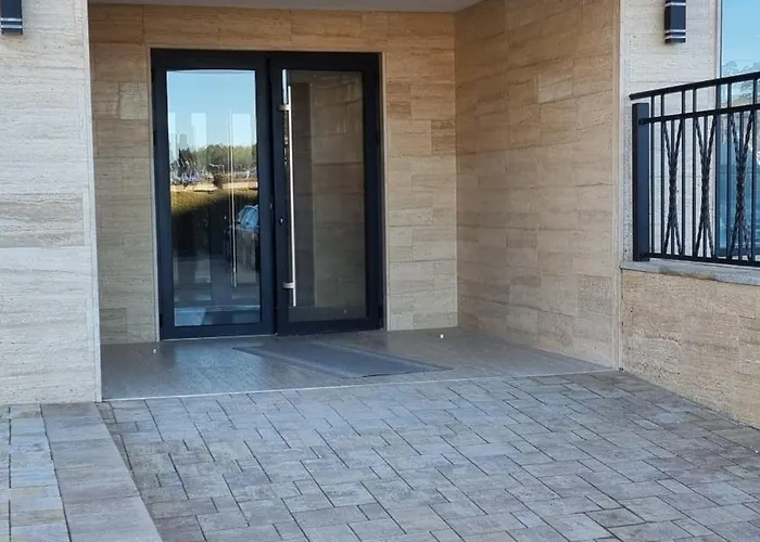 Magnat Lux Sa Garazom Апартаменты *